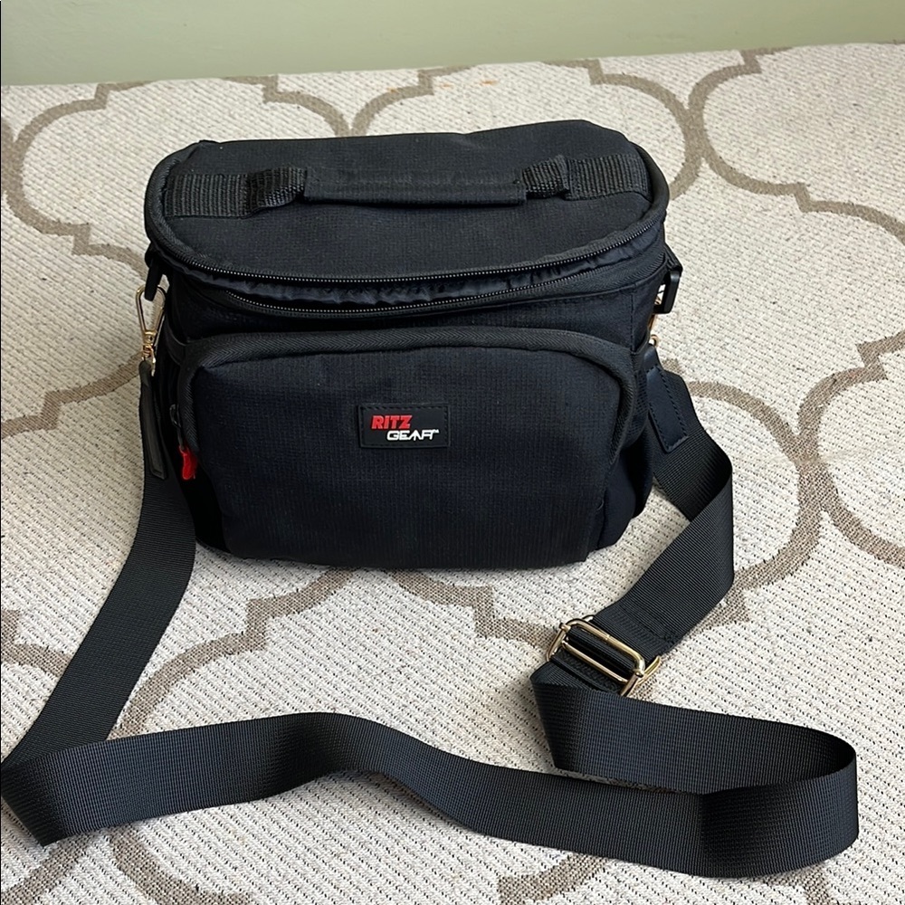 Ritz Gear Deluxe Premium Large Zoom Photo Pack camera bag adjustable strap
